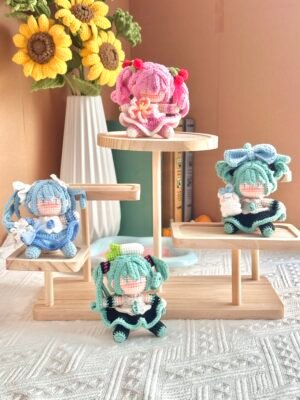 Crochet Doll – Miku (Hatsune | Sakura | Snow | Cinnamon)